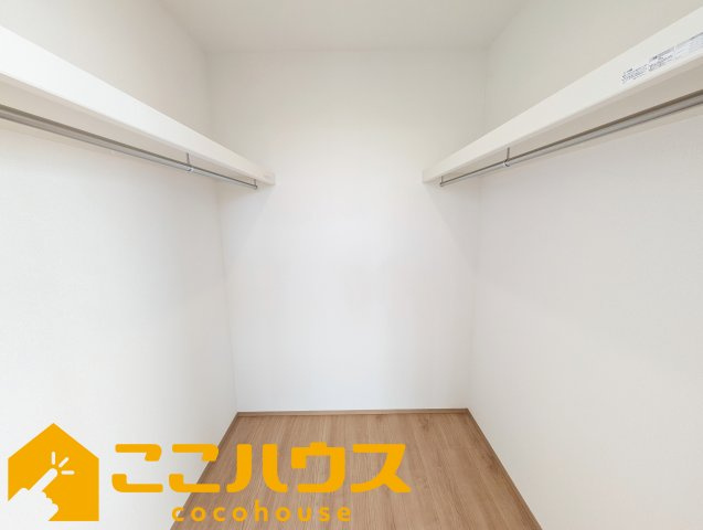 名護市宇茂佐1556番　新築戸建て　全7棟　A号棟の収納|大容量のウォークインクローゼット