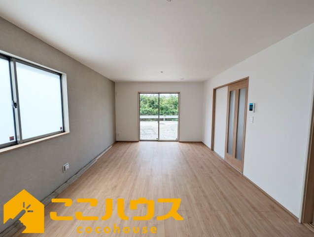 名護市宇茂佐1556番　新築戸建て　全7棟　A号棟の居間・リビング|LDK16帖