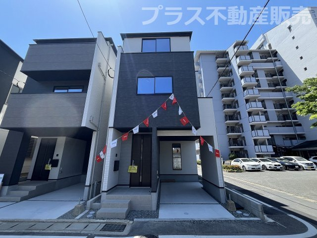 【外観】 | 福岡市西区愛宕1丁目3期　1号棟（全2棟）【仲介手数料無料・0円】 | 現地写真。同じ物件を見るなら、プラス不動産販売にお任せ下さい。