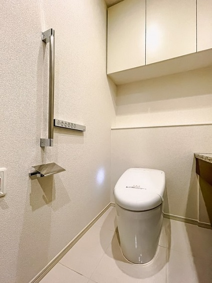 港区六本木１丁目の賃貸マンションのその他|トイレ