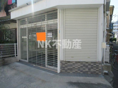 【エントランス】 | 御厨東店舗（八戸ノ里賃貸） | 正面です