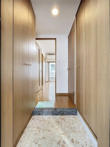 パークウェル浅草の玄関