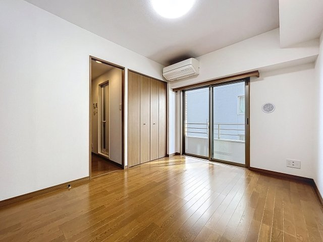 パークウェル浅草の洋室