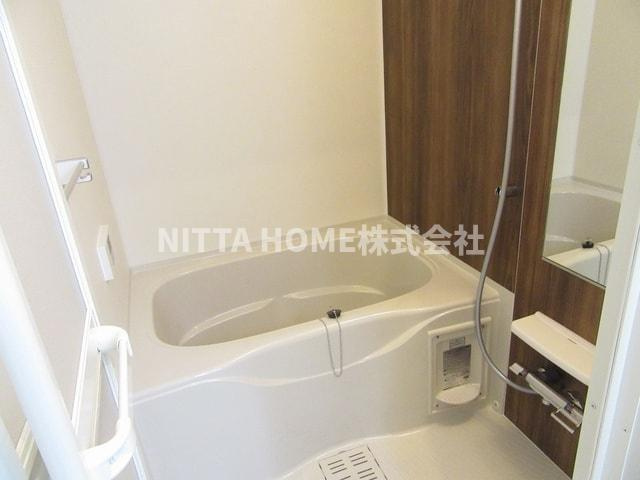 福知山市字堀のアパートの浴室|追い焚き機能・浴室乾燥機も設置済み◎
