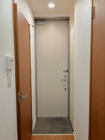 【玄関】
