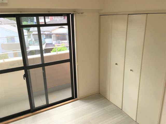 西宮市門戸東町の賃貸マンションの和室
