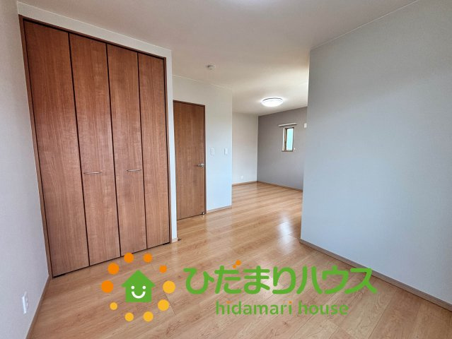 杉戸町杉戸６丁目　中古一戸建ての洋室