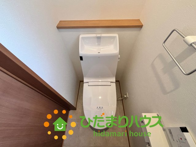 杉戸町杉戸６丁目　中古一戸建てのトイレ