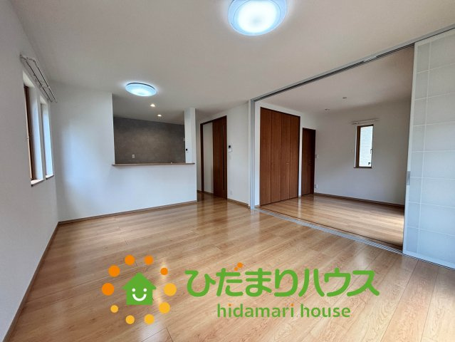 杉戸町杉戸６丁目　中古一戸建ての居間・リビング