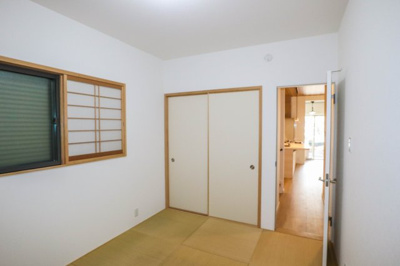 【和室】 | 東淀川区豊里７丁目　一戸建 | 和室には押入れが有ります♪