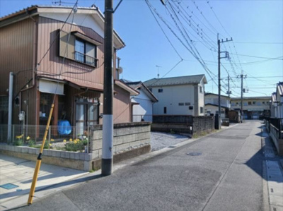 【前面道路含む現地写真】 | 深谷市桜ケ丘　1200万　土地