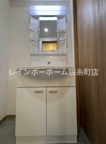 千住Ｇｒａｙｉｓｈｗｏｏｄの独立洗面台|※建築中のため参考写真となります。