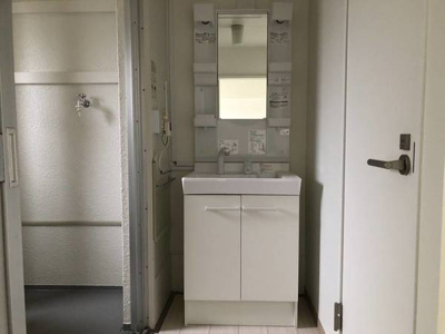 【洗面所】 | ビレッジハウス荒巻1号棟 | ビレッジハウスの同一物件・同一タイプの間取りの写真です
