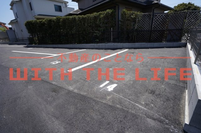 Maison Blanche  llの駐車場|※同シリーズ別物件の写真・現状優先