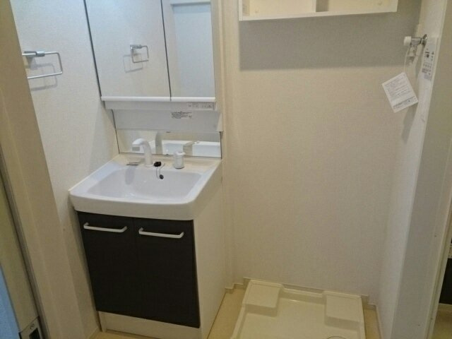 コータコートの洗面所|広い洗面スペース