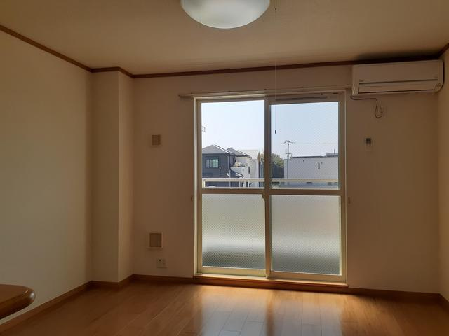 ウルーアンジュIの居間・リビング