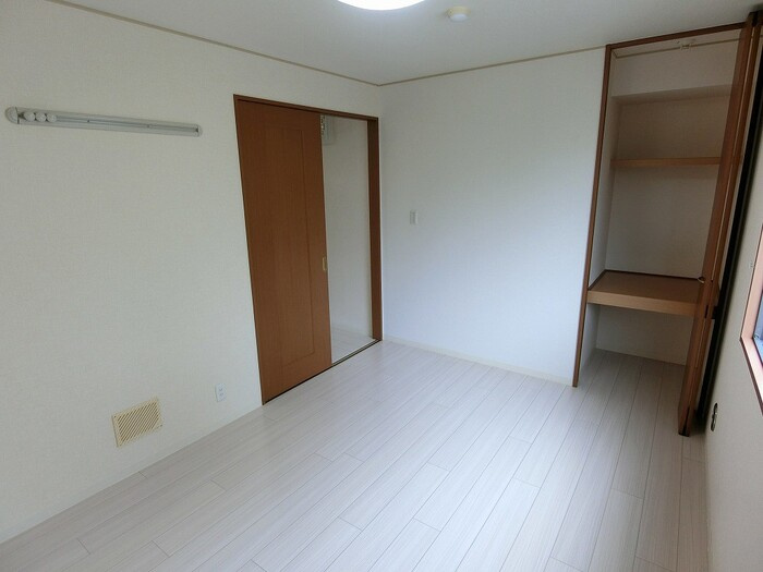 ウィル・モア大町B棟のその他