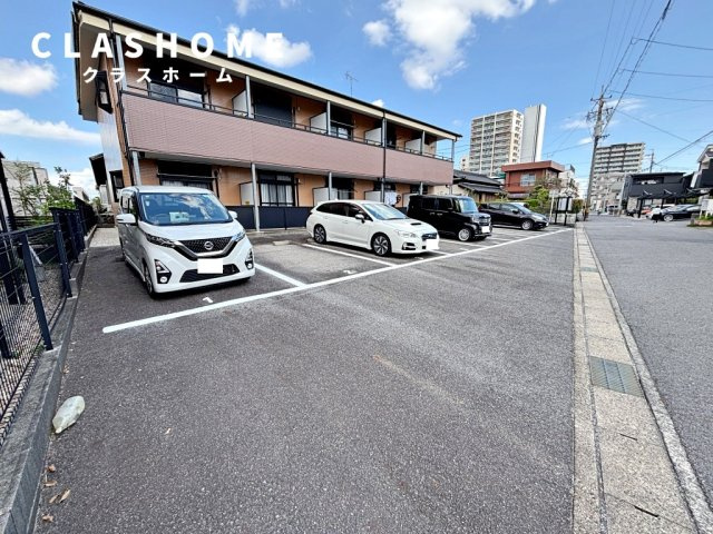 Pinetree　Residence　　刈谷市近郊の賃貸ならクラスホーム刈谷店の駐車場