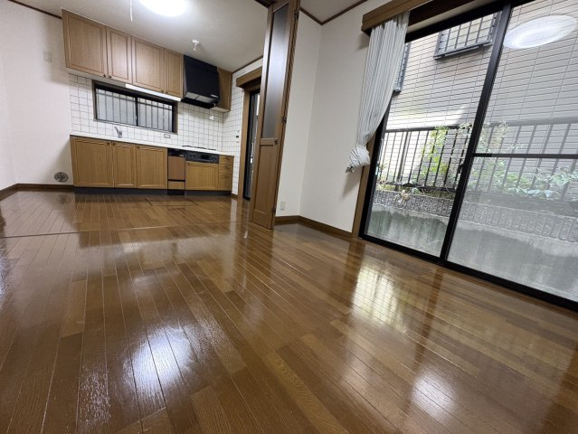 【居間・リビング】