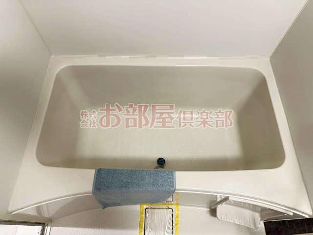 Cherim試験場前1の浴室|落ち着いた空間のお風呂です