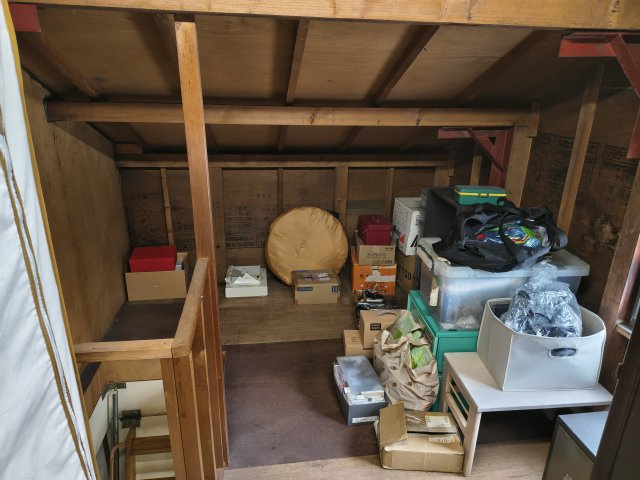旧浦野邸の収納|こまごまとしたものを収納できそうですね