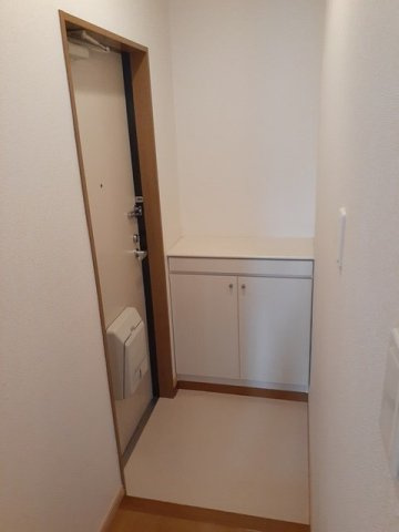 第３龍球園ハイツの玄関
