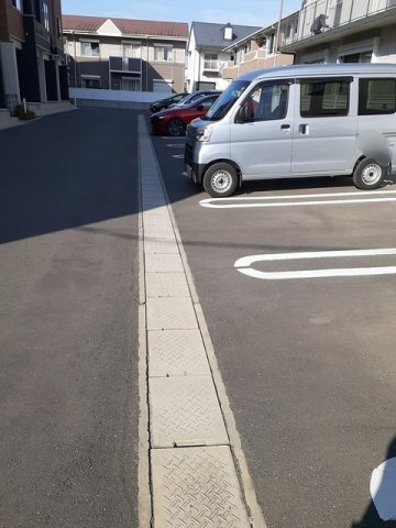 ベル　リアン　セカンドＡの駐車場