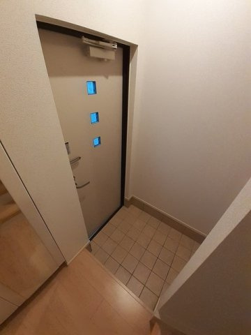 ベル　リアン　セカンドＡの玄関