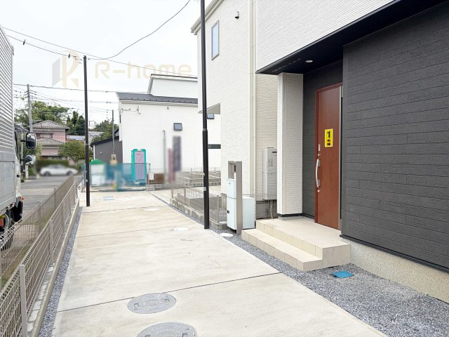 取手市野々井第1期　新築戸建て　1号棟の駐車場|カースペースは2台お停めいただけます♪