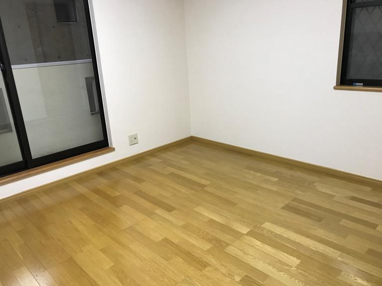 六本木戸建の寝室