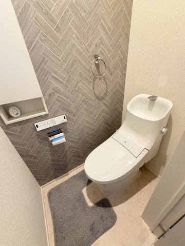八潮市古新田　中古戸建のトイレ|◆2階のトイレです◆
