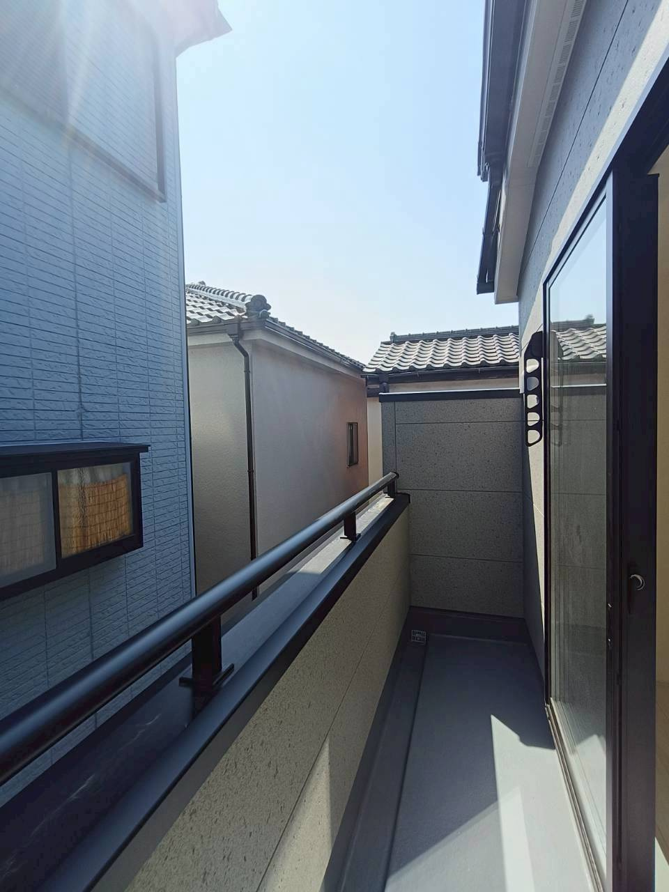 八潮市　二丁目　新築戸建　全1棟のバルコニー|施工例です
