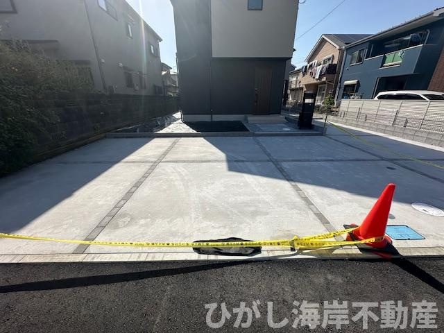 平塚市山下1丁目　新築戸建　全2棟の駐車場|駐車スペース