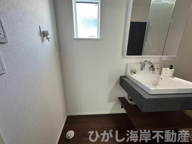 平塚市山下1丁目　新築戸建　全2棟のランドリースペース|洗濯機置場