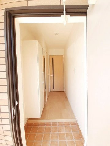 サンライズ城南Ｃの玄関