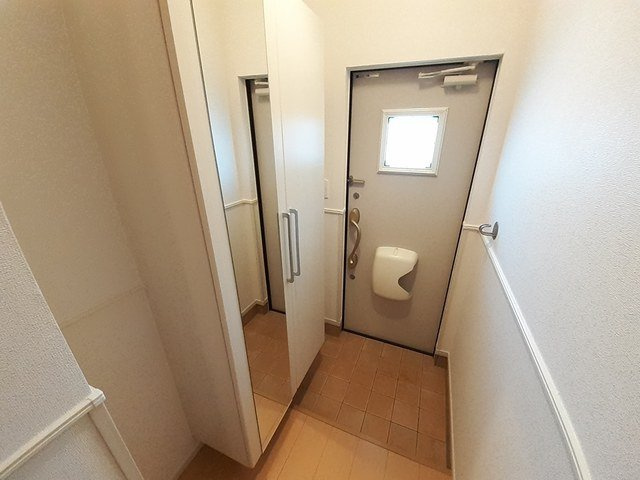 プラシードの玄関