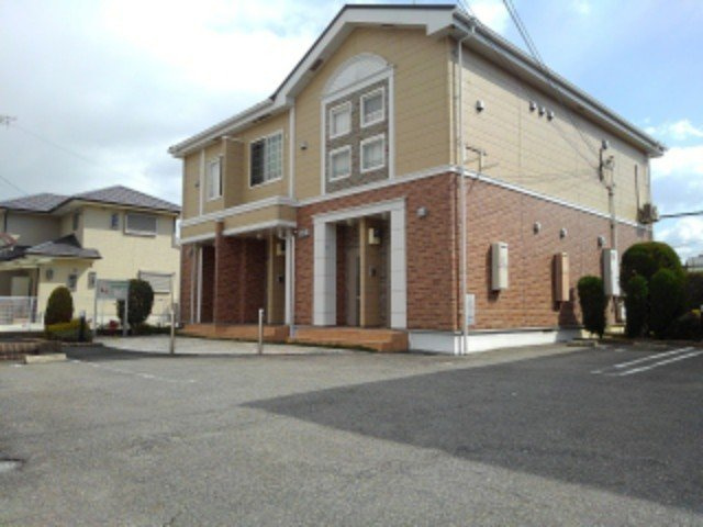 ウルー　アンジュⅠの駐車場