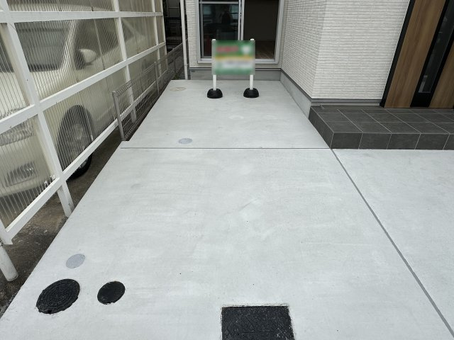 神戸市西区持子２丁目新築戸建の駐車場