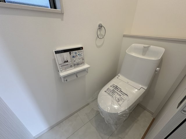 神戸市西区持子２丁目新築戸建のトイレ