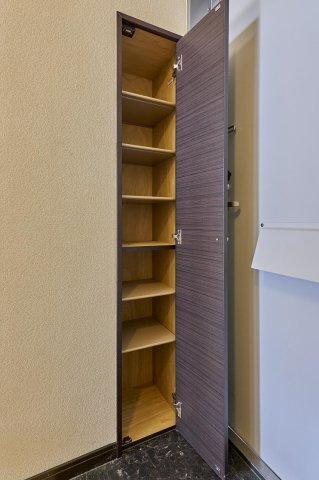 レオネクスト颯の内装|玄関収納