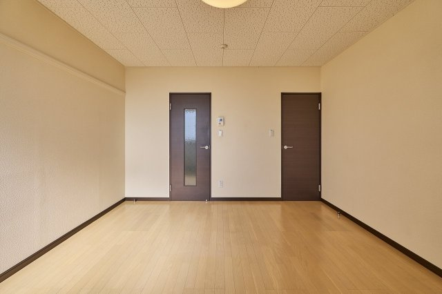レオネクスト颯の居間・リビング