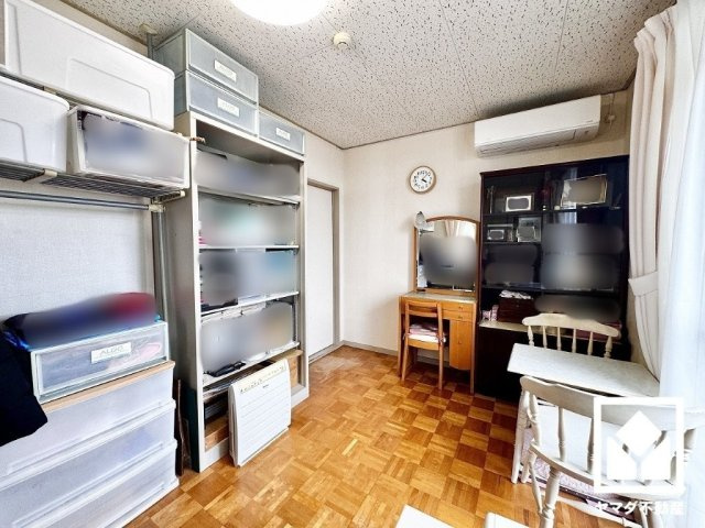 城陽市久世上大谷の洋室