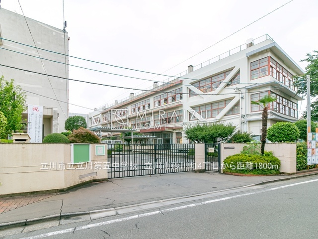 【外観】 | プライバシー性と開放感を高める住環境。陽当たりの良い開かれたロケーションを活かし、心地よい暮らしをプランニング
