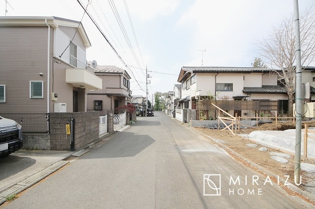【前面道路含む現地写真】 | 贅沢な暮らしにぴったり設備が魅力♪家事導線の良い水回りで毎日綺麗家事もラクラク♪早朝、夜間問わず現地見学＆周辺環境ご案内致します♪