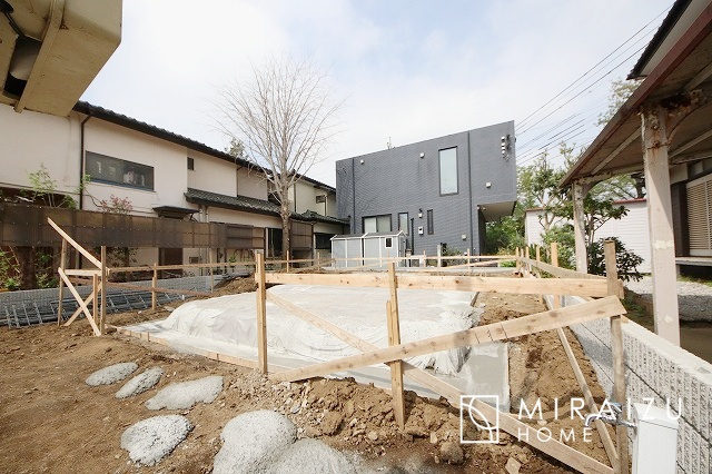 【外観】 | 平日・休日問わず、いつでもご見学が出来ます♪☆実際に見て、触れて感じる安心のお住まい探しを体験して下さい♪☆物件情報だけでなく、地域の特色などなどエリア情報もお伝え出来たら嬉しいです♪