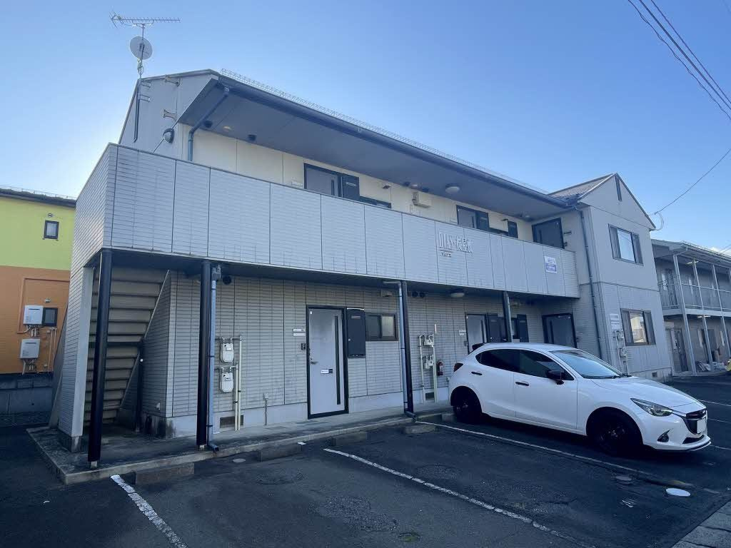 ディアス桜屋敷の駐車場