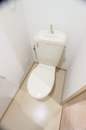 ヴァンオンズのトイレ|コンパクトで使いやすいトイレです