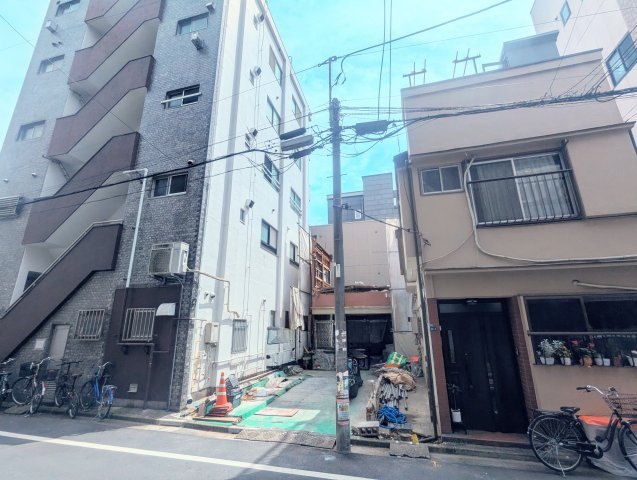 墨田区東駒形３丁目の売地の前面道路含む現地写真