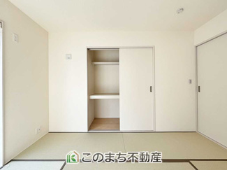 【収納】 | LiveleGarden.S　下野烏ケ森　2号棟 | 全室収納で屋内をすっきり保てます