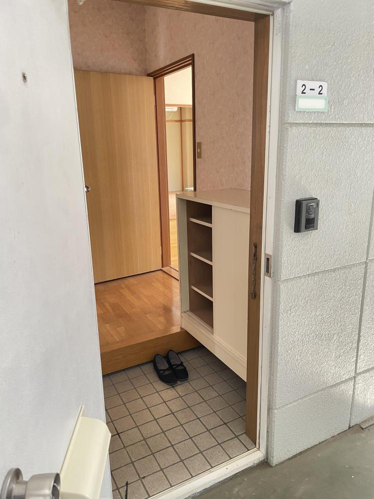 吉田ハイツの玄関